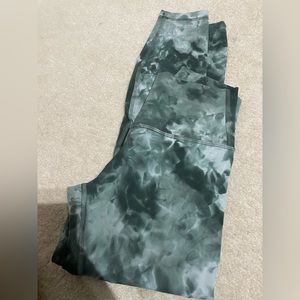 Lululemon Align 25” size 4